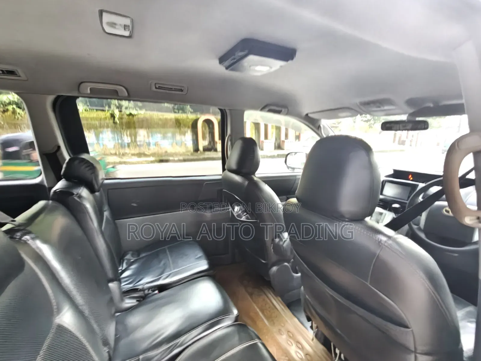 Toyota Noah 2008 Gray