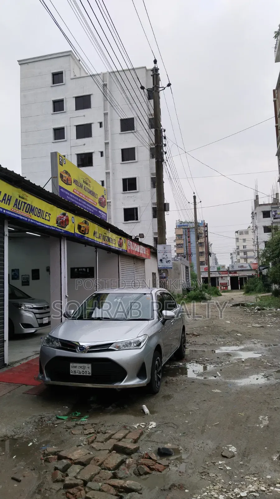উত্তরায় সোহরাব রিয়েল্টিতে ১৮টি শোবার ঘরের বাড়ি বিক্রয়ের জন্য