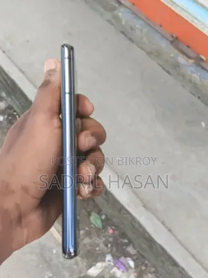 স্যামসাং গ্যালাক্সি এস২১ ৫জি ১২৮ জিবি ব্ল্যাক