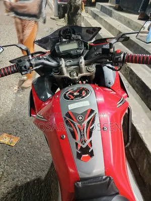 Yamaha Fazer V2 2018 Red