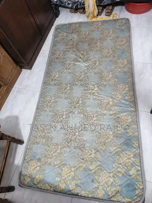 সিঙ্গেল ম্যাট্রেস