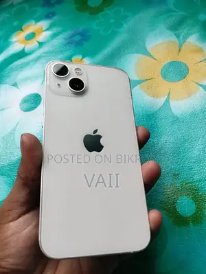 অ্যাপল আইফোন ১৩ ১২৮ জিবি হোয়াইট