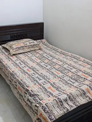 (7x4)feet Bed