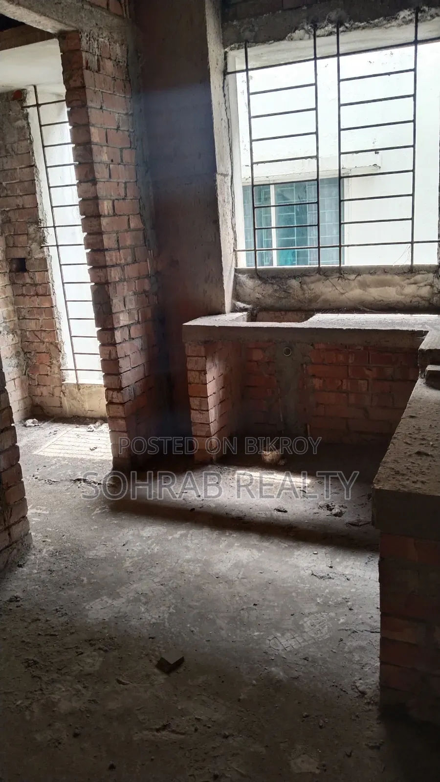 উত্তরায় সোহরাব রিয়েল্টিতে ১৮টি বেডরুমের বাড়ি বিক্রয়