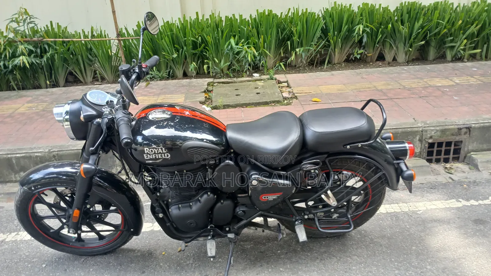 New Royal Enfield Classic 350 2025 Black