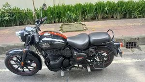 New Royal Enfield Classic 350 2025 Black