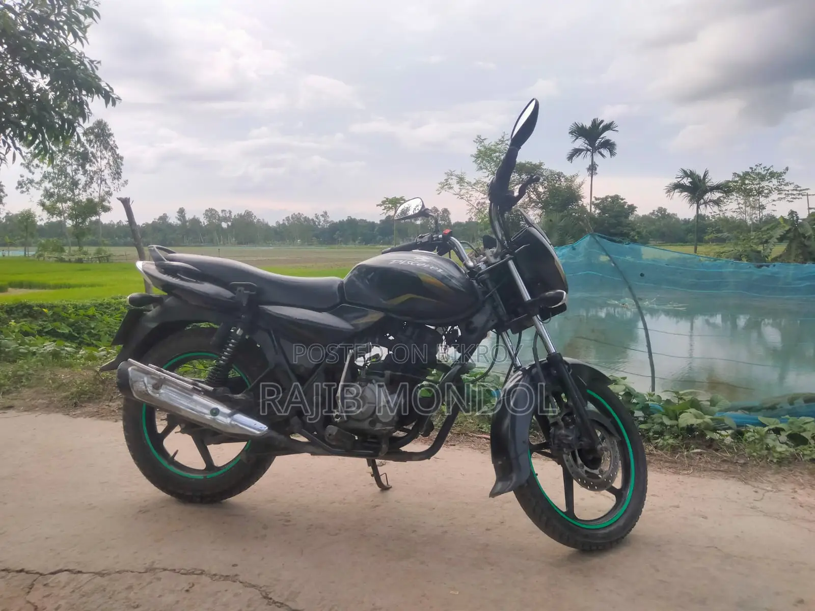 Bajaj Discover 150 2016 Black
