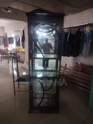 কর্নার শোকেস