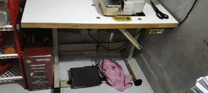 ওভার লক মেশিন