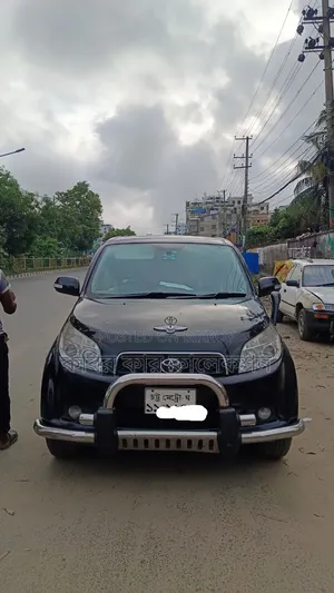টয়োটা রাশ ২০০৬ কালো