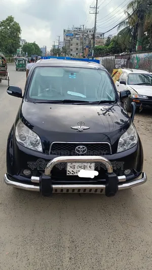 টয়োটা রাশ ২০০৬ কালো