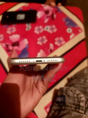 অ্যাপল আইফোন ১১ ১২৮ জিবি সাদা