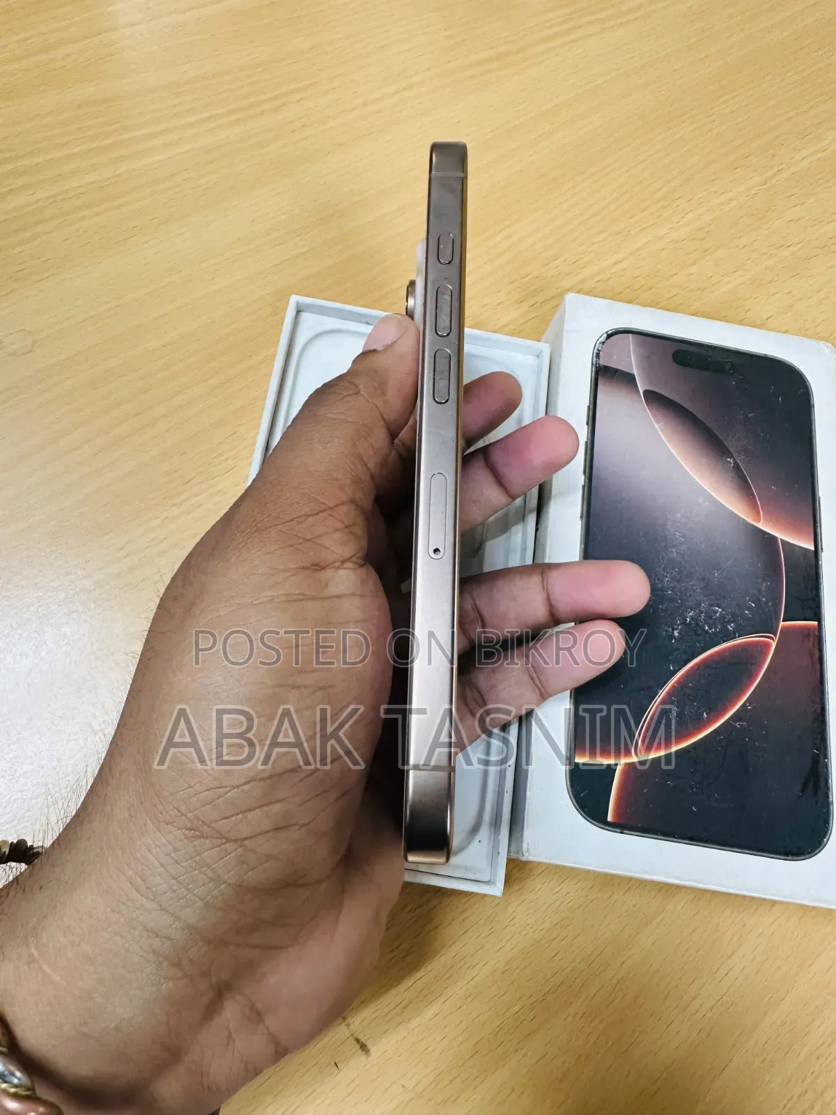 Apple iPhone 16 Pro 128 GB Gold