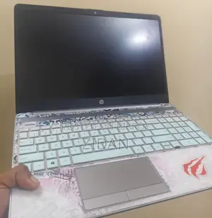 Laptop HP 250 G10 8GB Intel Core I3 SSD 512GB