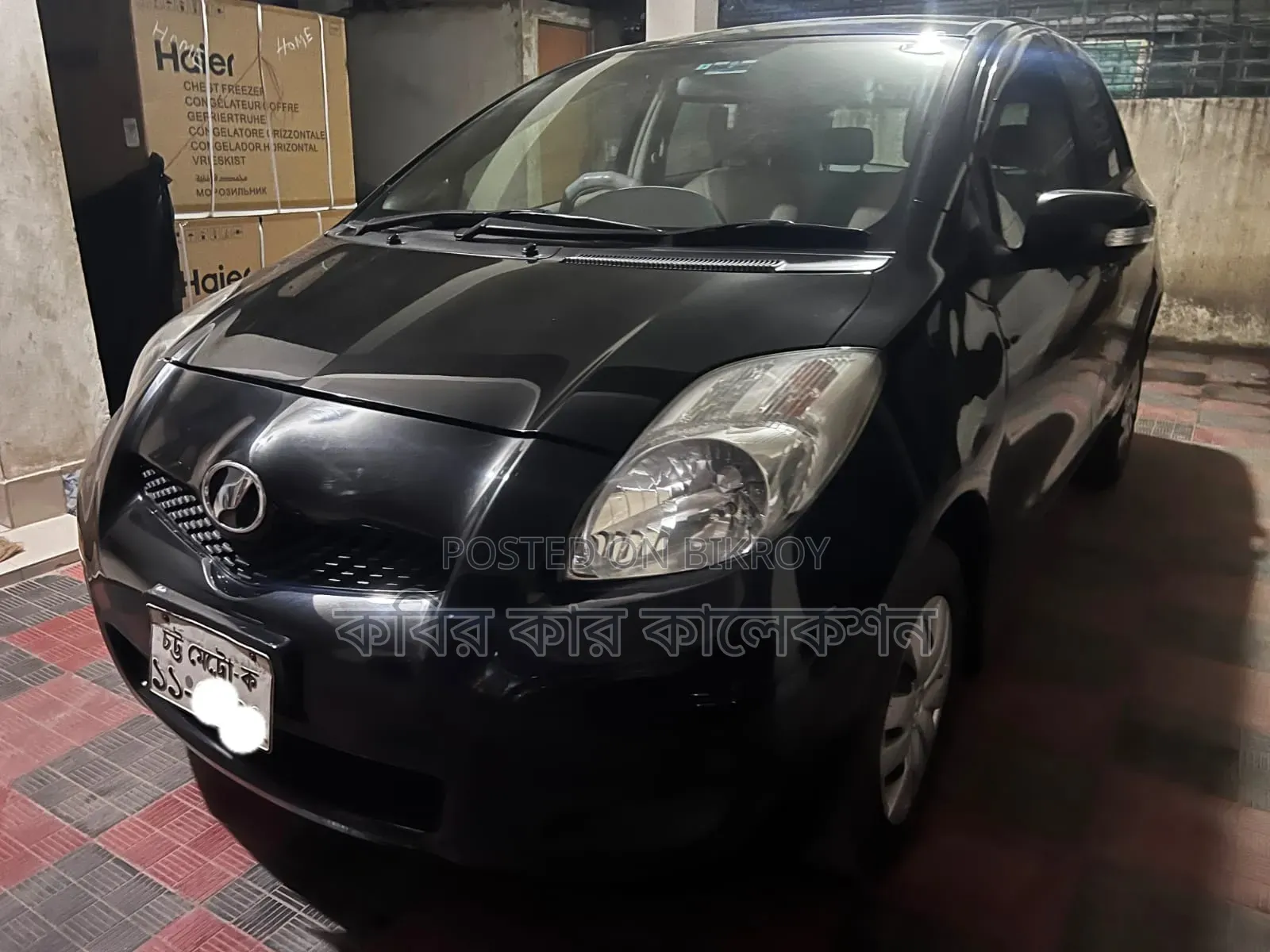 Toyota Vitz 2010 Black