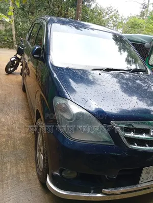 টয়োটা আভাঞ্জা ২০১১ ব্লু