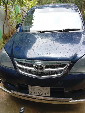 টয়োটা আভাঞ্জা ২০১১ ব্লু