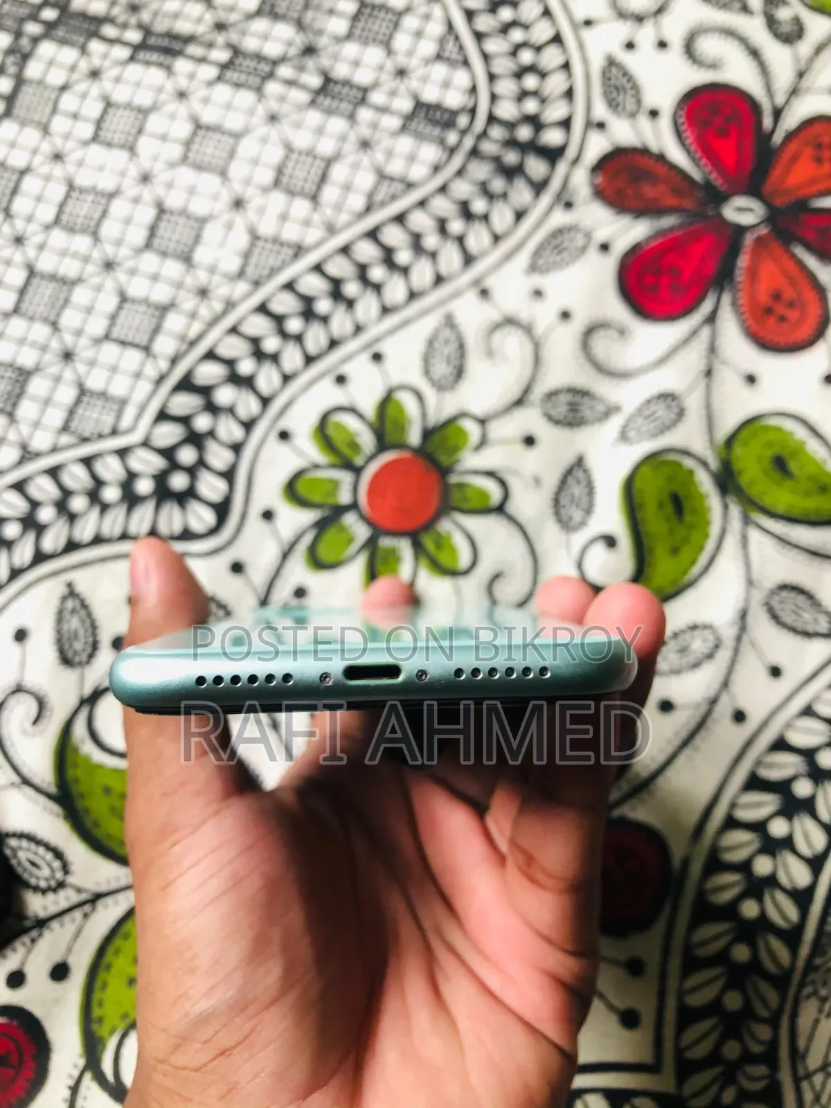 অ্যাপল আইফোন ১১ ৬৪ জিবি