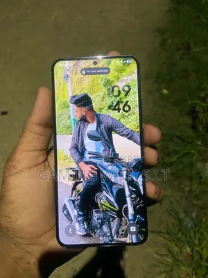 স্যামসাং গ্যালাক্সি এস২২+ ৫জি ১২৮ জিবি কালো