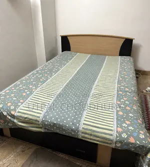 ড্রয়ারসহ ৫/৭ ফিট খাট বিক্রয়ের জন্য