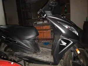 নতুন হোন্ডা ডিও ২০২৫ গ্রে