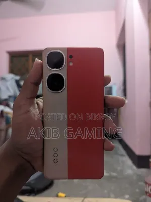 iQOO 256 GB Red