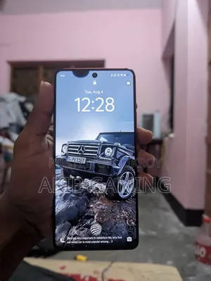 iQOO 256 GB Red