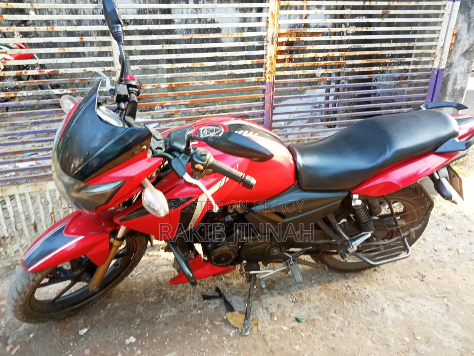 TVS Apache RTR 160 2V 2022 Red