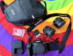 Canon EOS R10 Mirrorless Camera