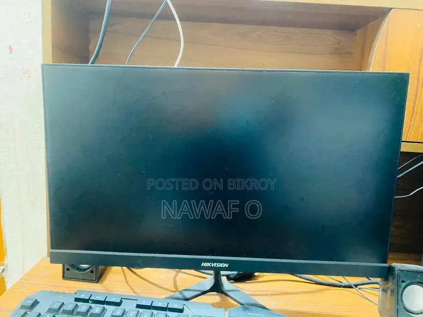 Desktop Computer 8GB Intel Core i5 SSD 128GB