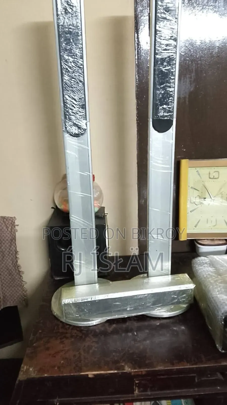 স্পিকারে সেল দেওয়া হবে