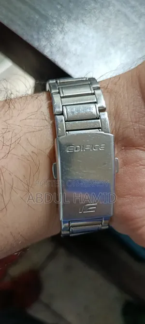 কাসিও এডিফাইস ইএফ-৩২৪