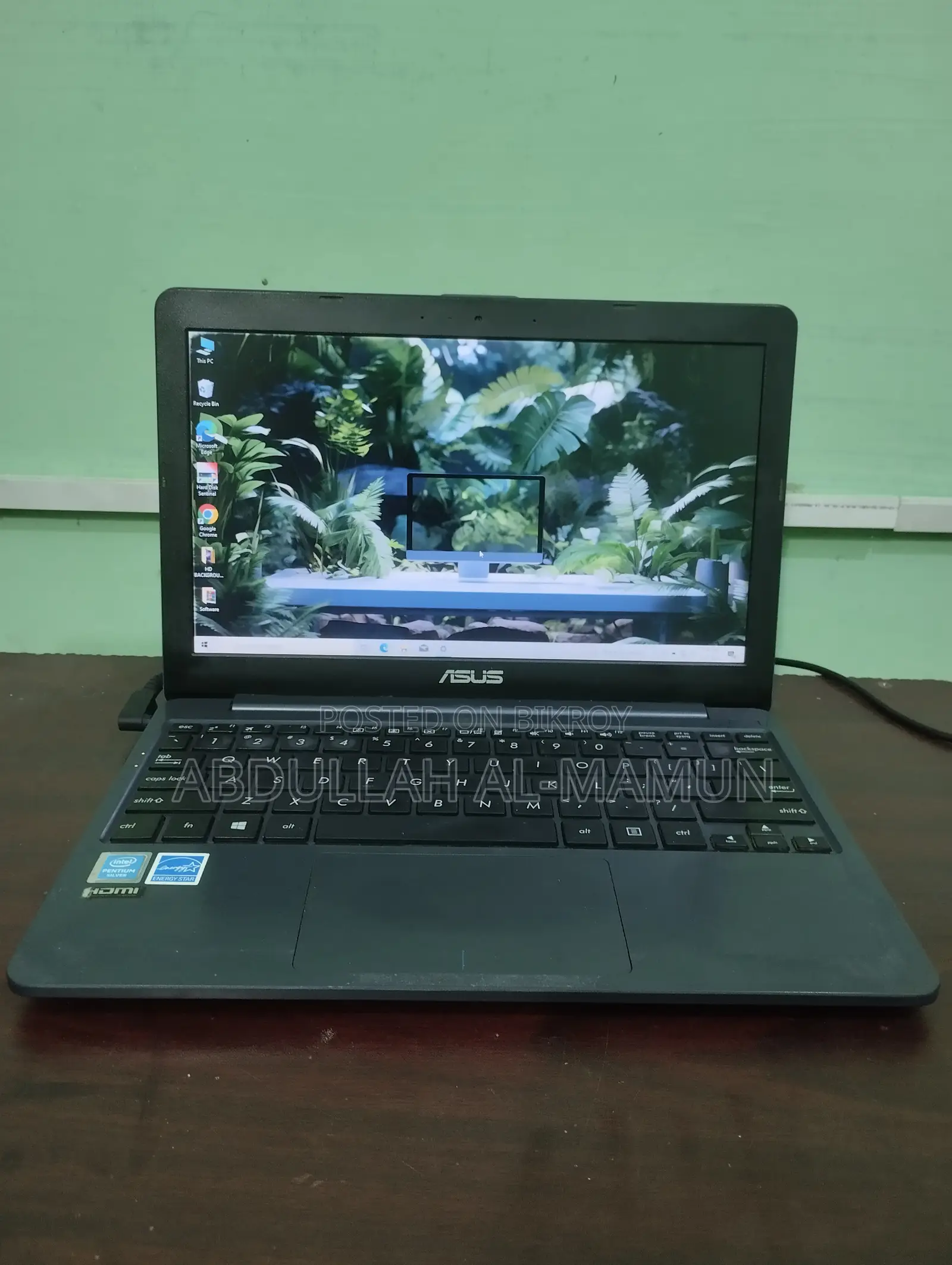 Laptop Asus E203NAH 4GB Intel Celeron HDD 320GB