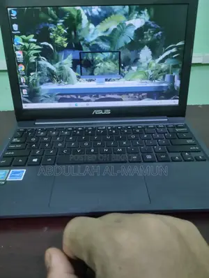 Laptop Asus E203NAH 4GB Intel Celeron HDD 320GB