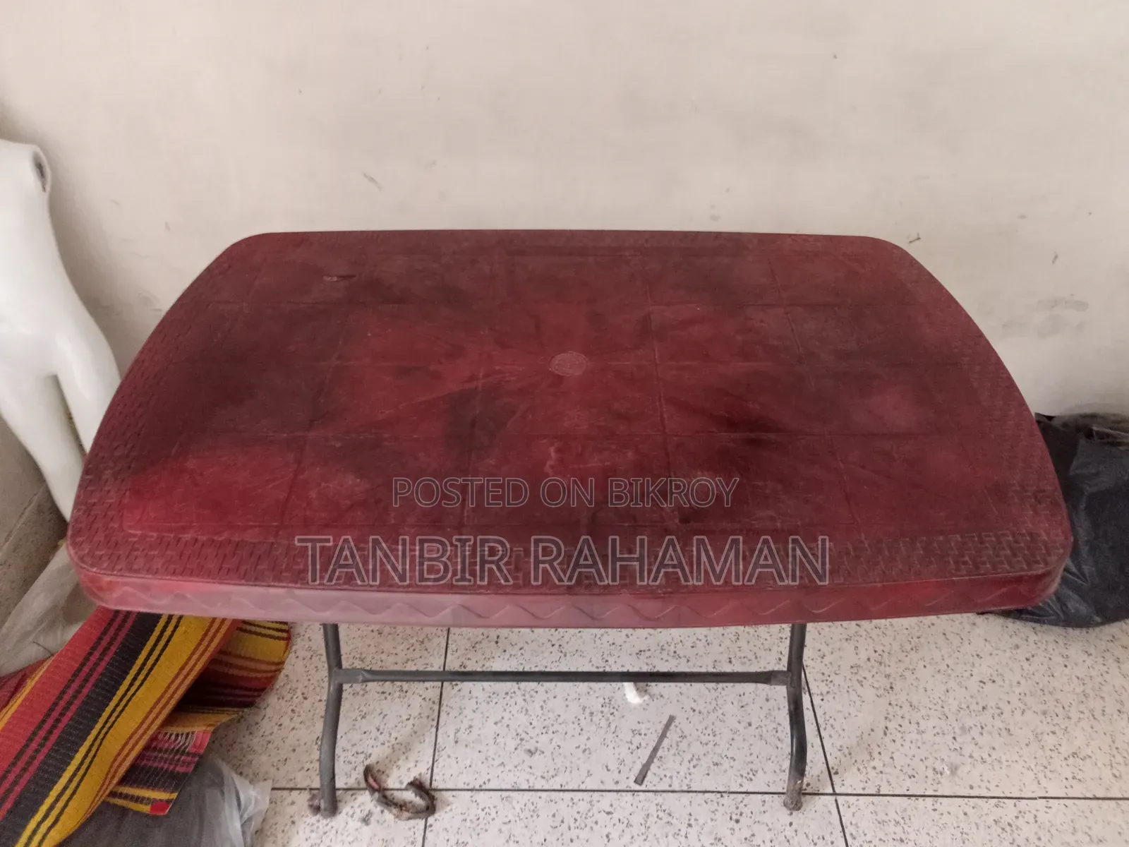 Folding Table