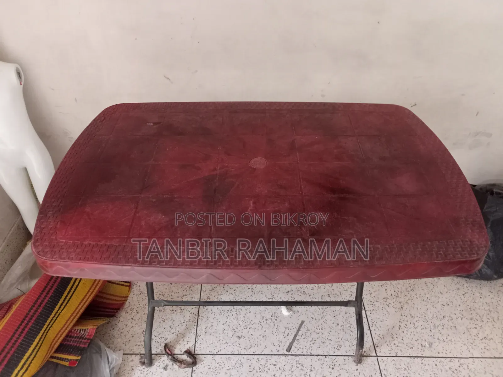 Folding Table