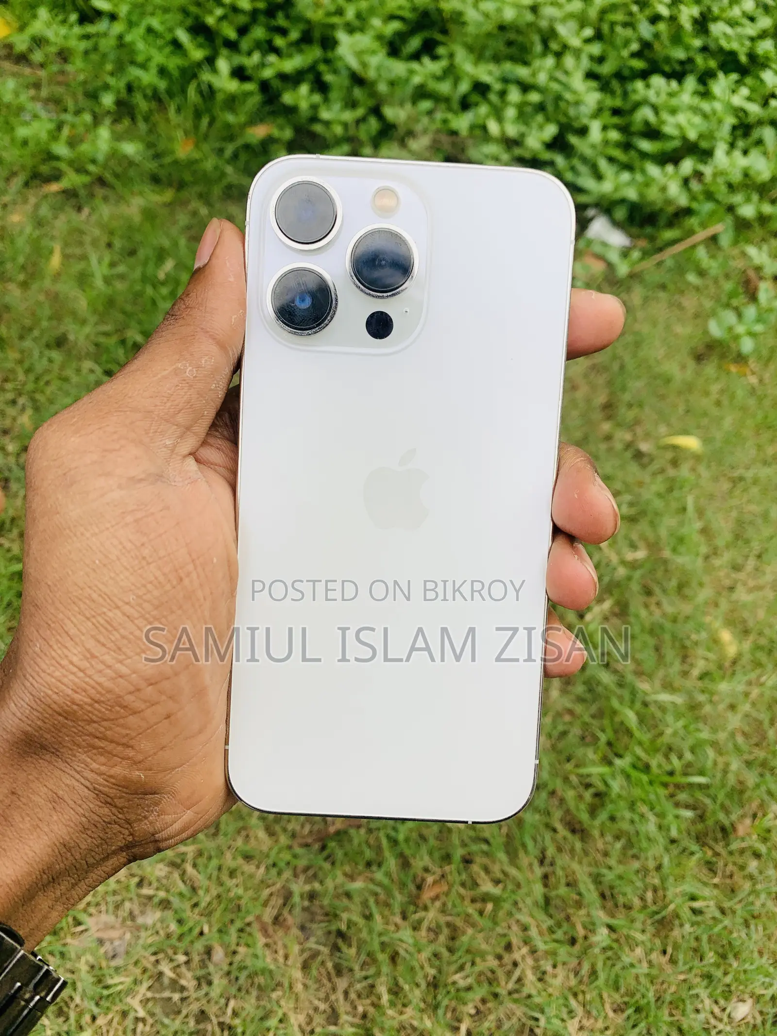 অ্যাপল আইফোন ১৩ প্রো ২৫৬ জিবি হোয়াইট
