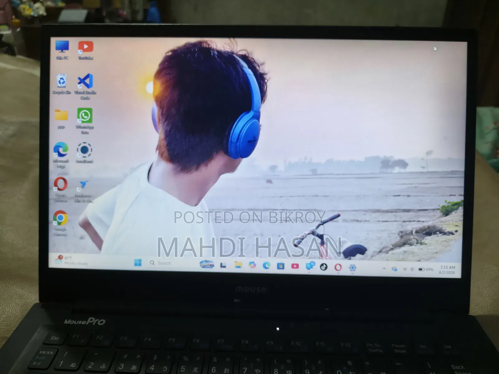 ল্যাপটপ ৮ জিবি ইন্টেল সেলেরন এসএসডি ২৫৬ জিবি