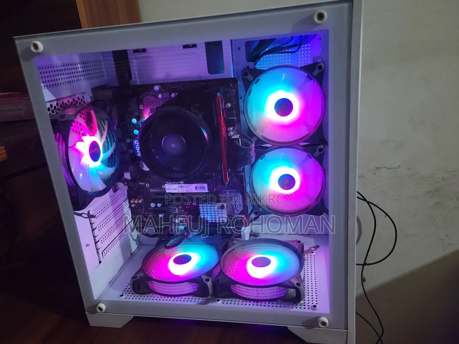 Desktop Computer MSI Model 16GB AMD Ryzen 5 SSD 512GB