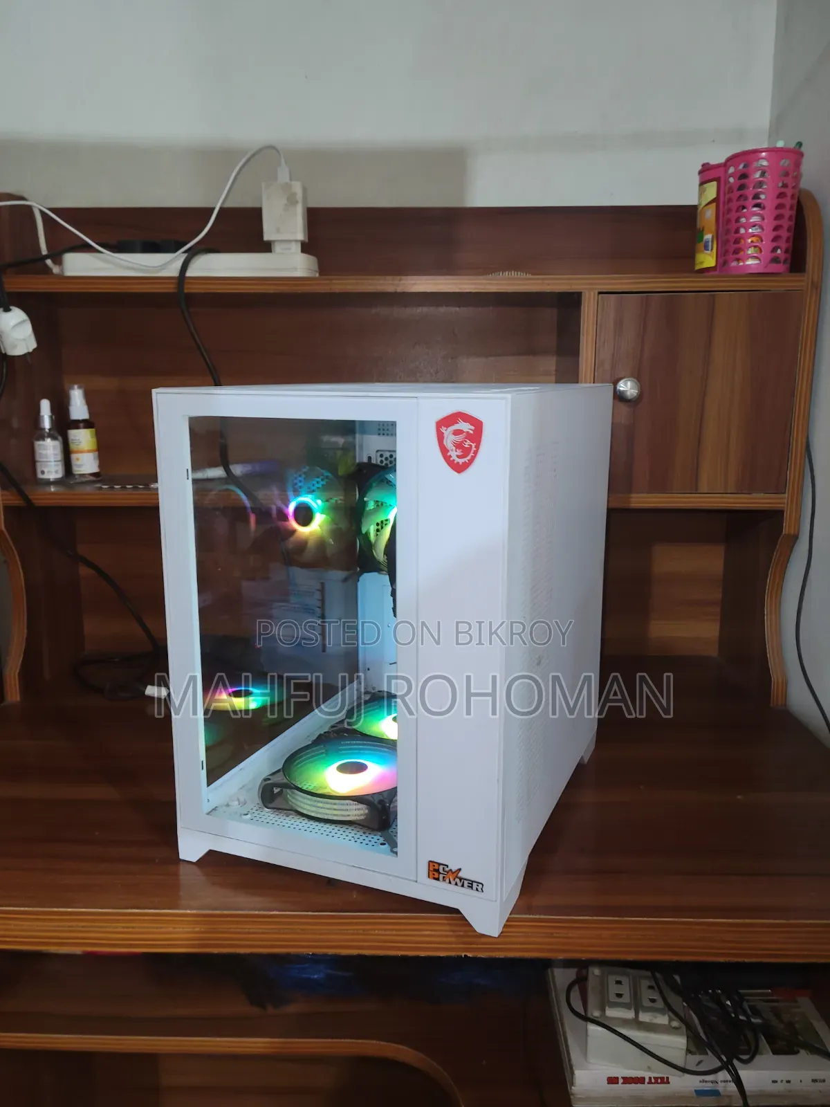 Desktop Computer MSI Model 16GB AMD Ryzen 5 SSD 512GB