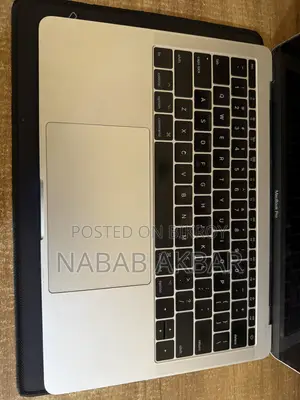 Laptop Apple MacBook Pro 2017 8GB Intel Core i5 SSD 256GB