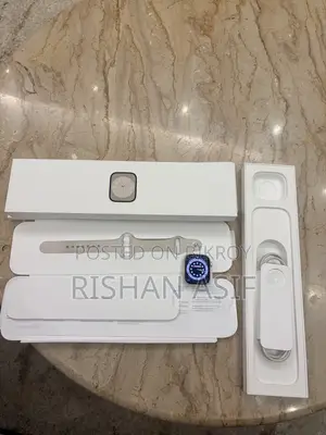 Apple Watch Series 8–100% BH | Starlight | Very Rarely Used | Full Box