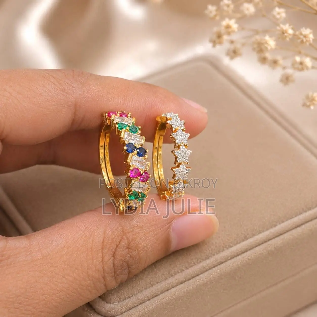 স্বর্ণের চেইন এবং গহনা