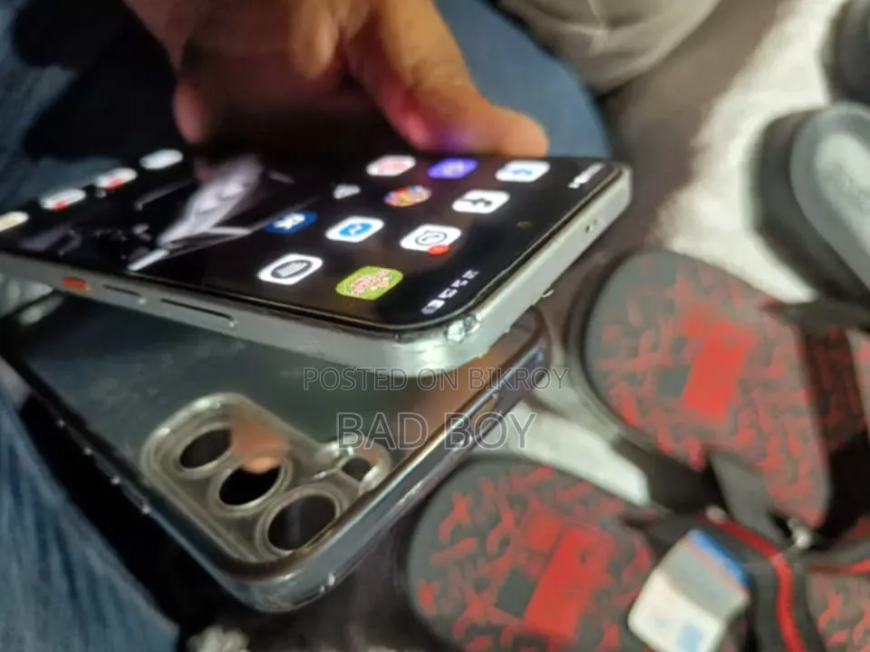 Infinix Hot 60 Pro 128 GB Silver