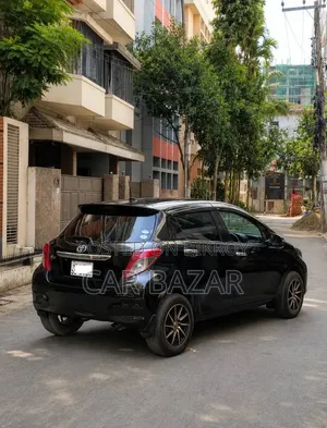 Toyota Vitz 1.0 Front-Wheel Drive 5-door 2010 Black