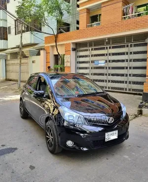 Toyota Vitz 1.0 Front-Wheel Drive 5-door 2010 Black