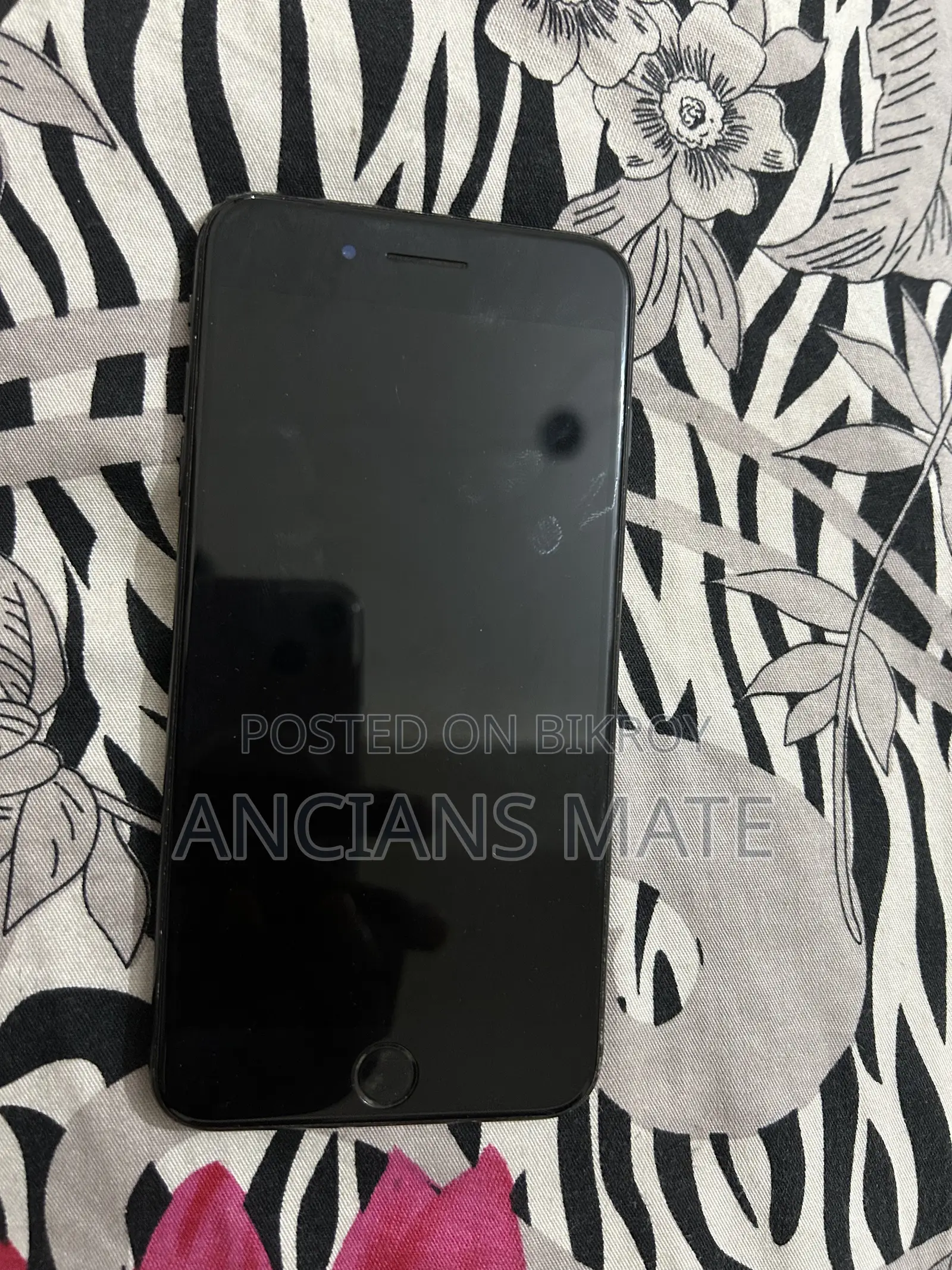 Apple iPhone 7 Plus 128 GB Black