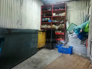 Shop for rent