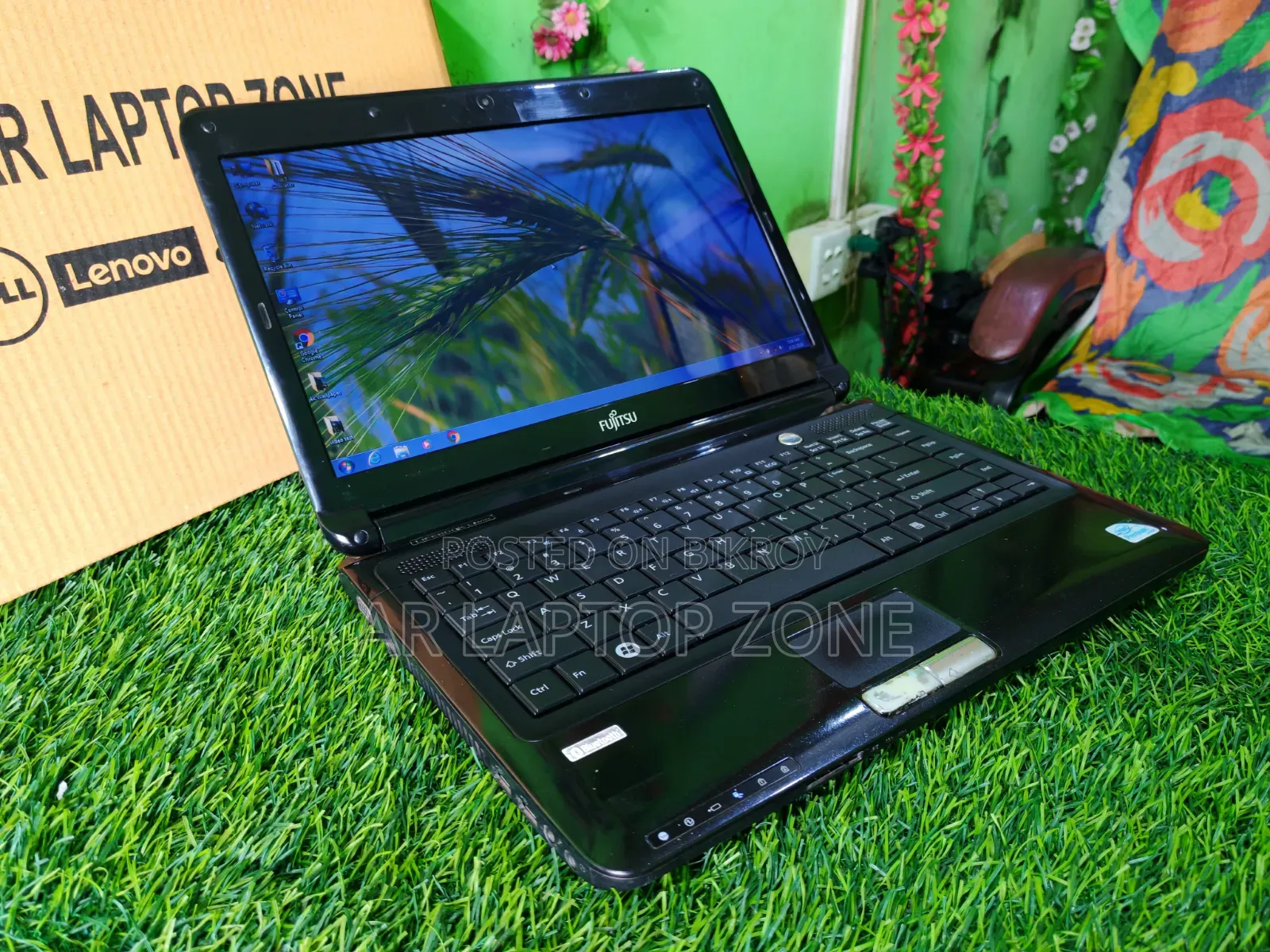 Laptop Fujitsu 4GB Intel Core I3 HDD 320GB