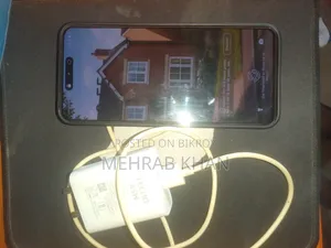 টেকনো স্পার্ক ৪০ প্রো ১২৮ জিবি ব্ল্যাক